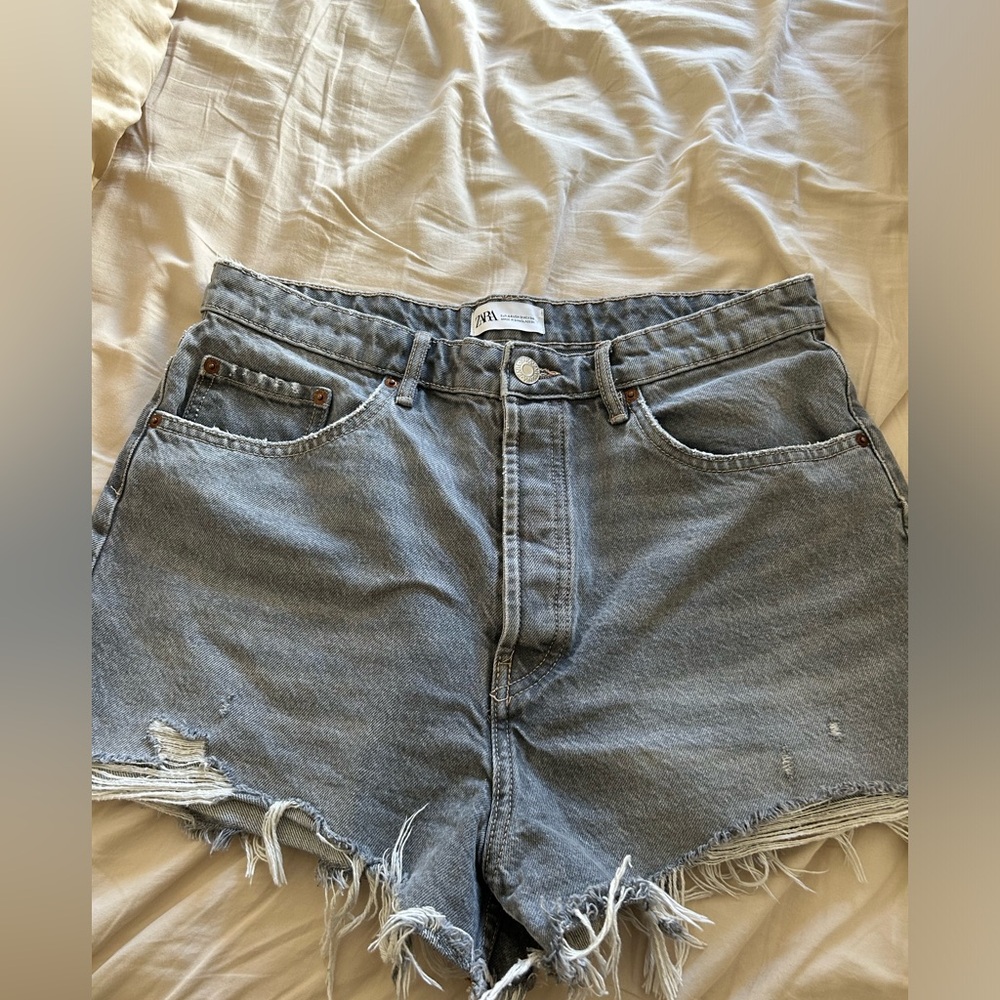 Zara women’s size 12 Jean shorts